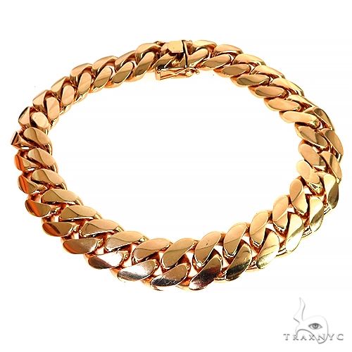 XXL yellow gold Miami Cuban chain necklace with thick, polished links and heavy design