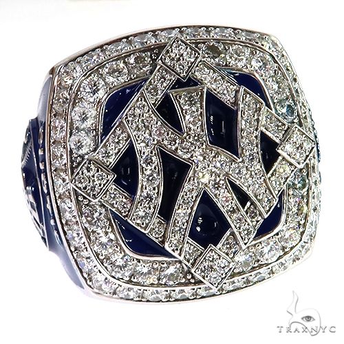 Yellow gold Yankees championship ring with diamond-encrusted logo and blue enamel accents