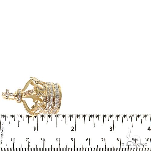 Diamond Crown Pendant 68896 | TraxNYC