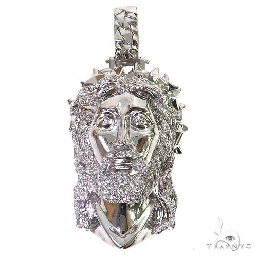 Diamond Spikes Crown Jesus Head Pendant in 14K gold