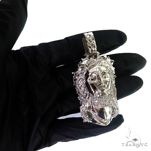 Diamond Spikes Crown Jesus Head Pendant in 14K gold, view 6