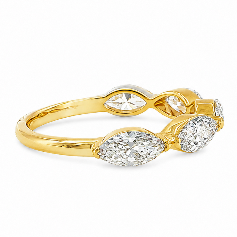 East-West Marquise Luxe Band 71602