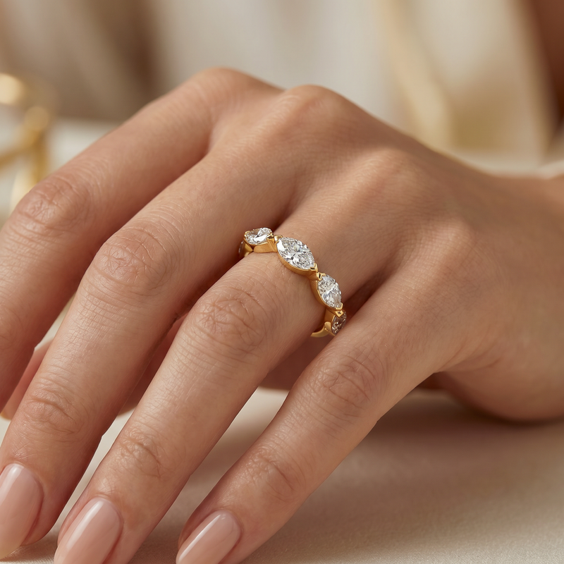 East-West Marquise Luxe Band 71602