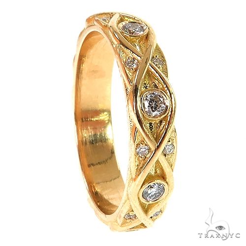 18K Gold Infinity Eternity Lab-Grown Diamond Wedding Band, photo 4 of 5