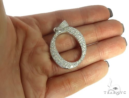 14K Gold Frozen Initial O Pendant, photo 5 of 7