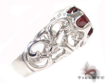 Mens Patterned Garnet & Silver Ring 31714 - Image 4