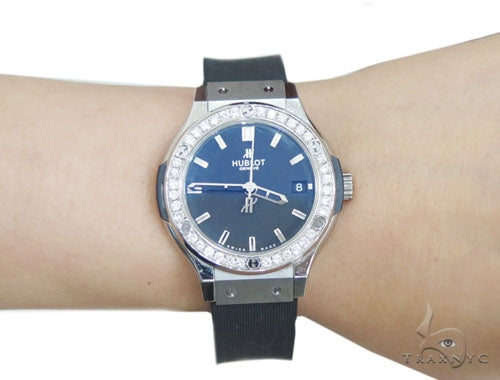 Hublot Diamond Classic Fusion Titanium 36mm 43087 - Image 11