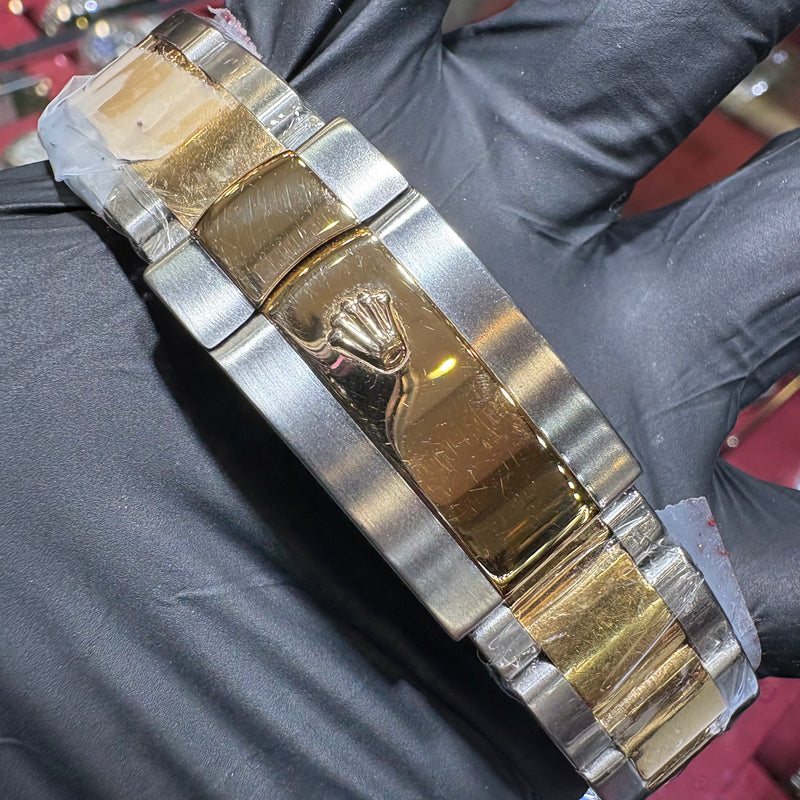 Rolex Datejust 41mm two tone yellow gold Oyster bracelet, detail view, ref 116333