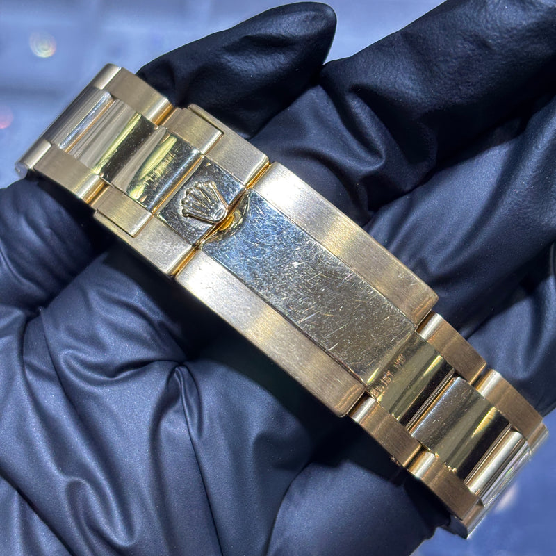 2008 Rolex GMT-Master II 40mm | 18K Yellow Gold | Black Dial, photo 2 of 2