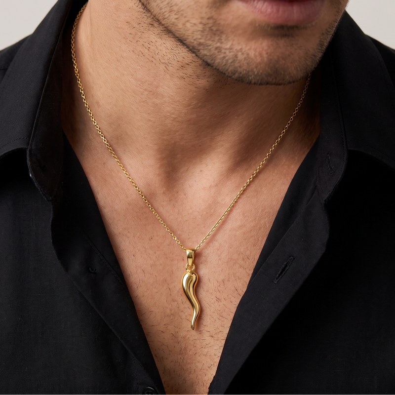 Italian Horn Pendant in 14K gold, view 9