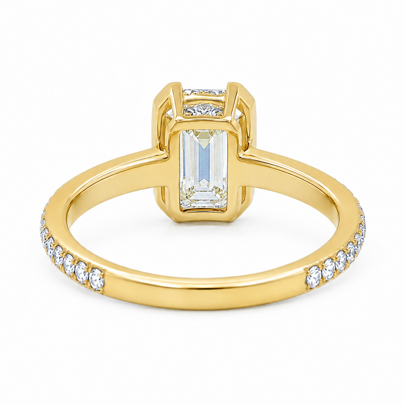 Luxe Emerald Engagement Ring 71549