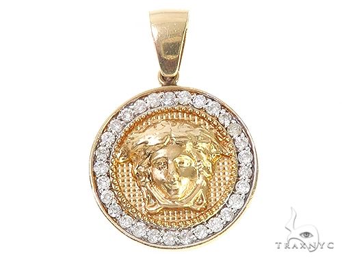 Medusa diamond pendant in 14k yellow gold – detailed face relief with diamond setting, front view