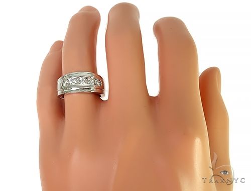 Mens Luxuriousness Five 14K White Gold Wedding Ring, photo 6 of 7