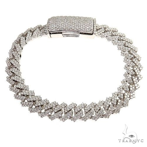 White gold Miami Cuban bracelet with pavé diamonds and secure clasp