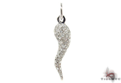 Mini Diamond Italian Horn Pendant 30609 - Image 1