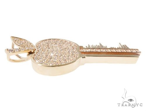 New York Skyline Key Diamond Pendant 64381 - Image 3