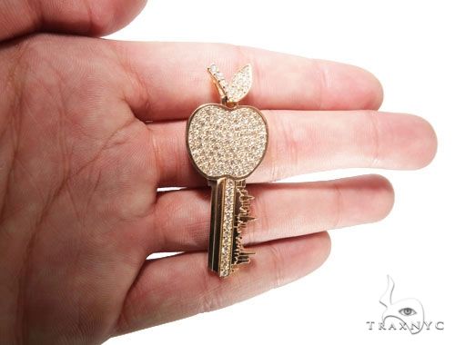 New York Skyline Key Diamond Pendant 64381 - Image 6