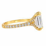 Noble Emerald Diamond Engagement Ring 71621