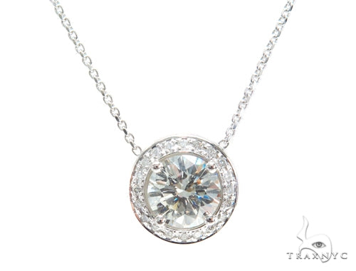 Necklace lavishly encrusted with prong-set round diamonds