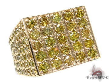 Men's ring with yellow and white prong-set diamonds across a gold band