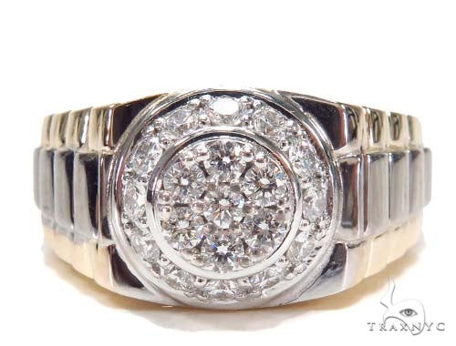 Yellow gold men's diamond ring with round cluster and polished link band