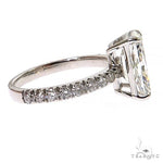 Radiant Cut Diamond Engagement Ring 68633 - Image 3