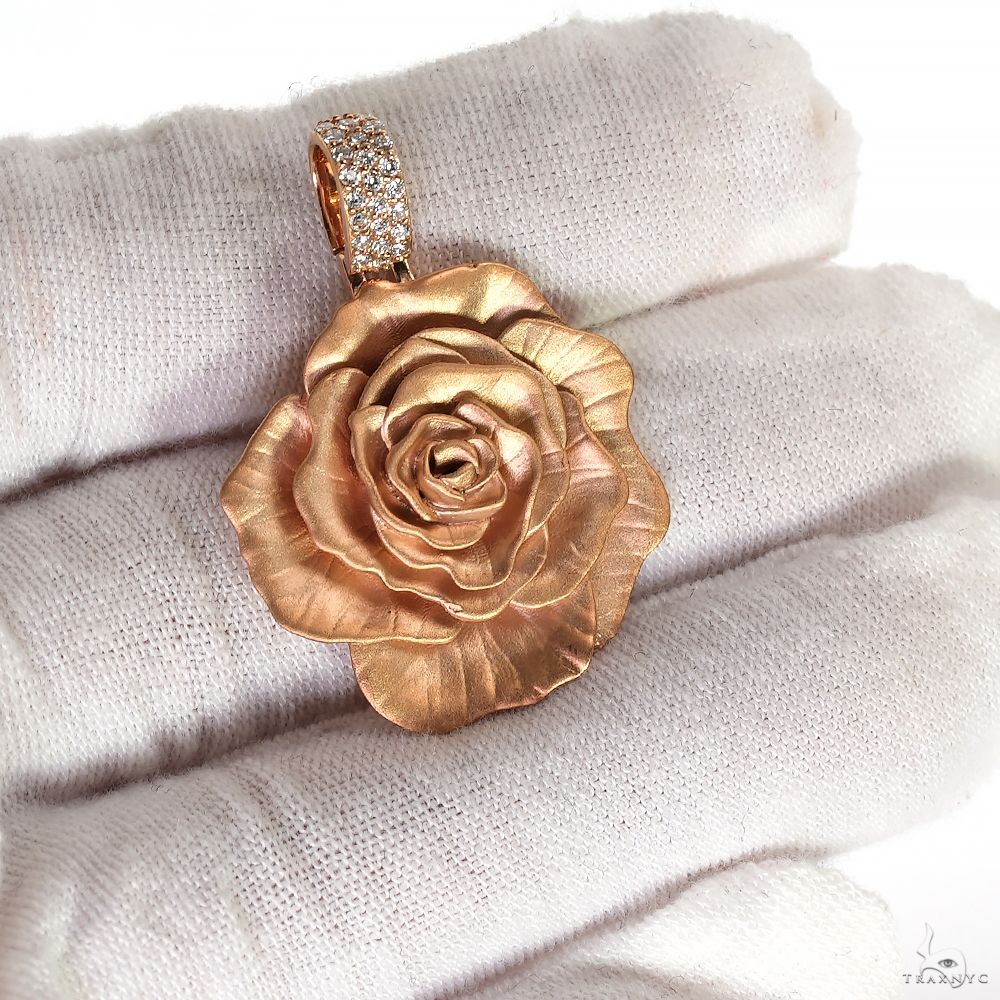 Rose Flower Pendant 70061 | TraxNYC