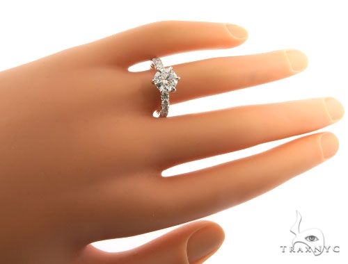 Round Cut Engagement Ring 61467 - Image 9