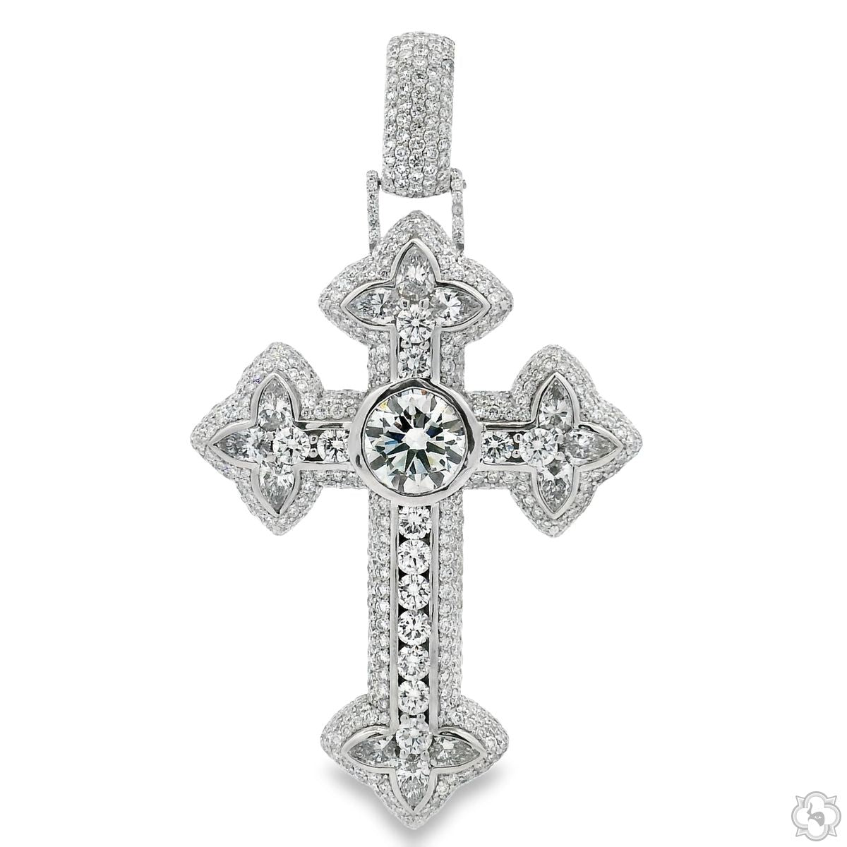 Royal Cross Pendant 70694 | TraxNYC