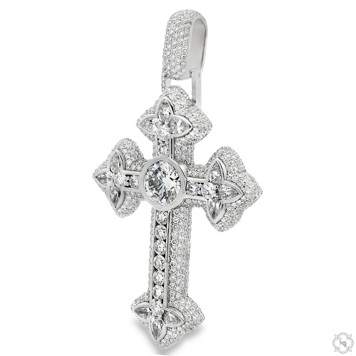 Royal Cross Pendant 70694 | TraxNYC
