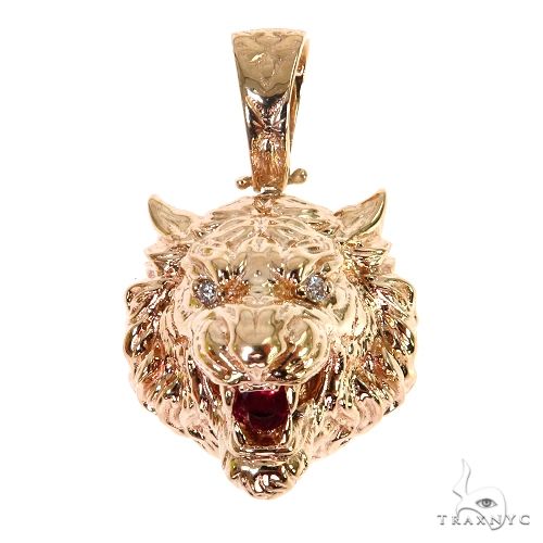 Rose gold tiger head pendant with detailed facial features and open mouth design