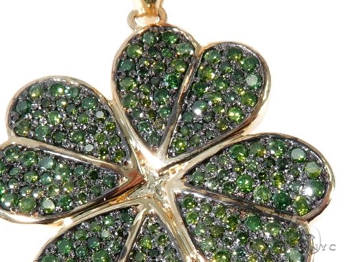 14K Gold Shamrrock Clover Pendant Saint Patrick's Day, photo 3 of 7