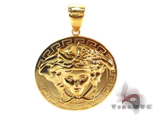 Gold plated 925 silver pendant with detailed Medusa head and Greek key border design
