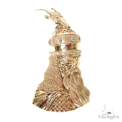 Mens diamond pendant in 14k yellow gold – Skanderbeg military commander figure with prong-set round diamonds
