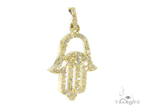 18K Gold Small Hamsa Pendant, photo 2 of 8