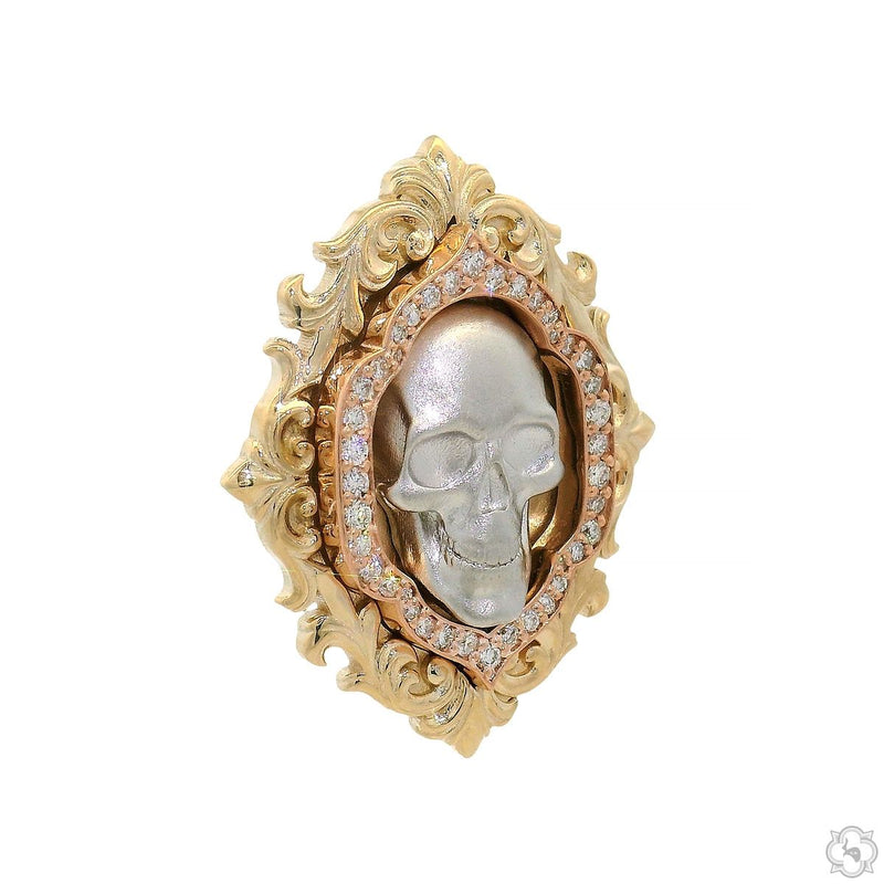 The Baroque Motif Skull Pendant in 14K Gold, photo 2 of 8