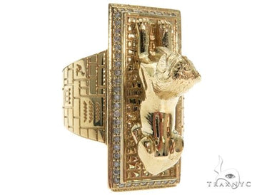 Custom sculpted Great Sphinx of Giza diamond ring in yellow gold – front three-quarter view showing figural relief detail