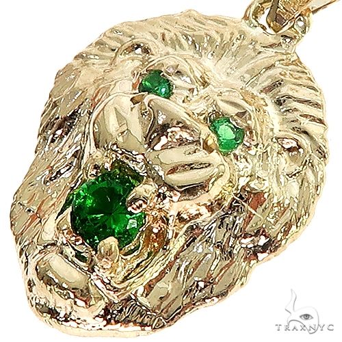 TraxNYC Emerald Lion Pendant 66829 | TraxNYC