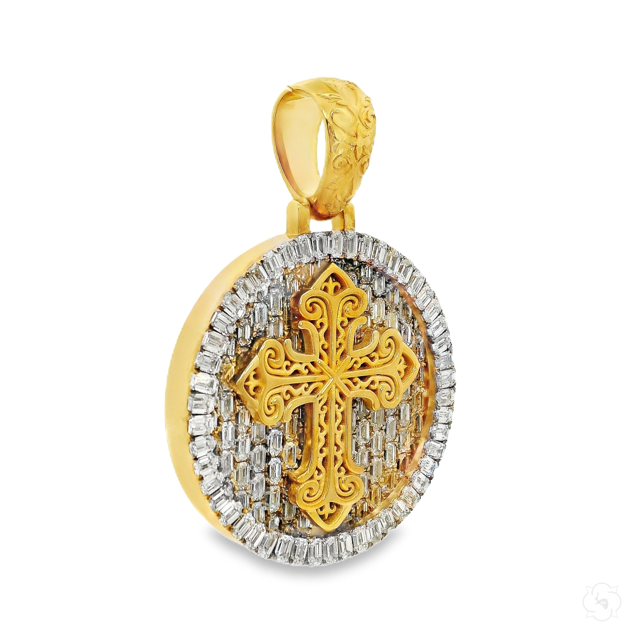 Circular Cross Pendant Set with Emerald Cut 71019 – TraxNYC