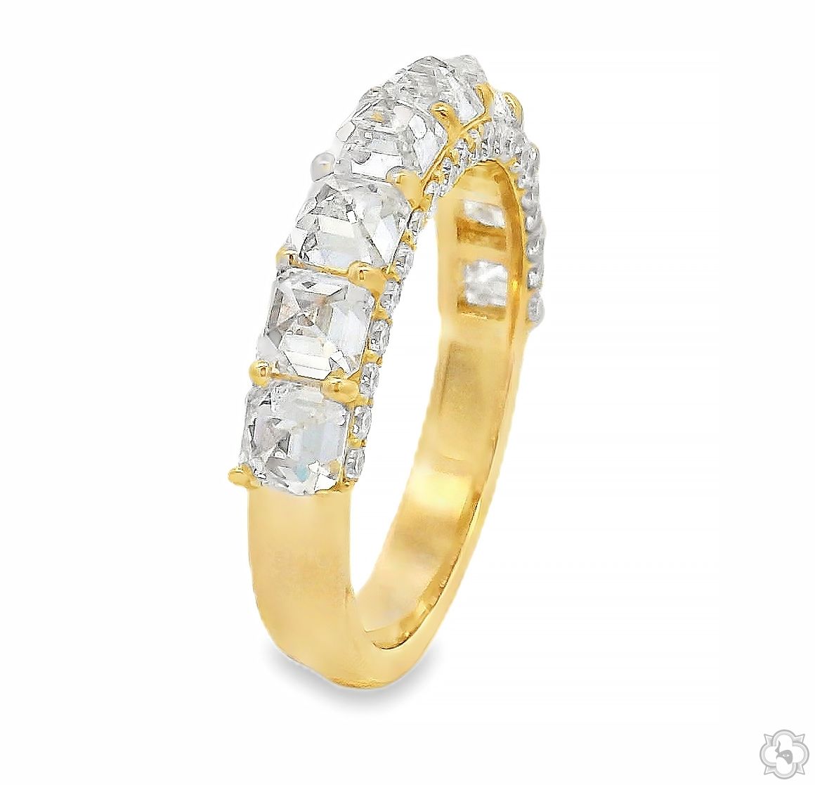 Upside-Down-Asscher-Diamond-