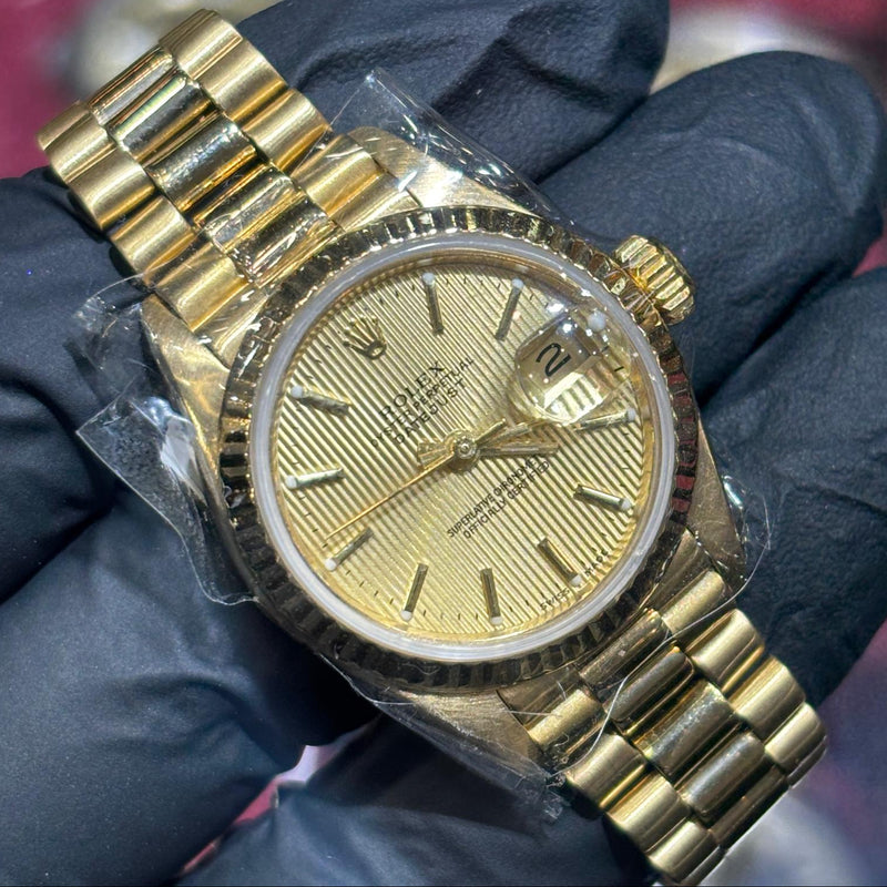 Rolex Lady Datejust 26mm | 18K Yellow Gold | Champagne Stick Dial