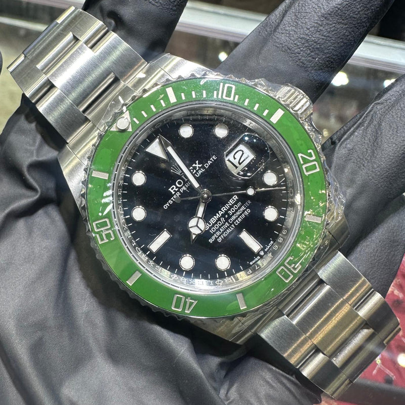 Rolex Submariner Date "Starbucks" 41mm | Stainless Steel | Black Dial | REF: 126610LV