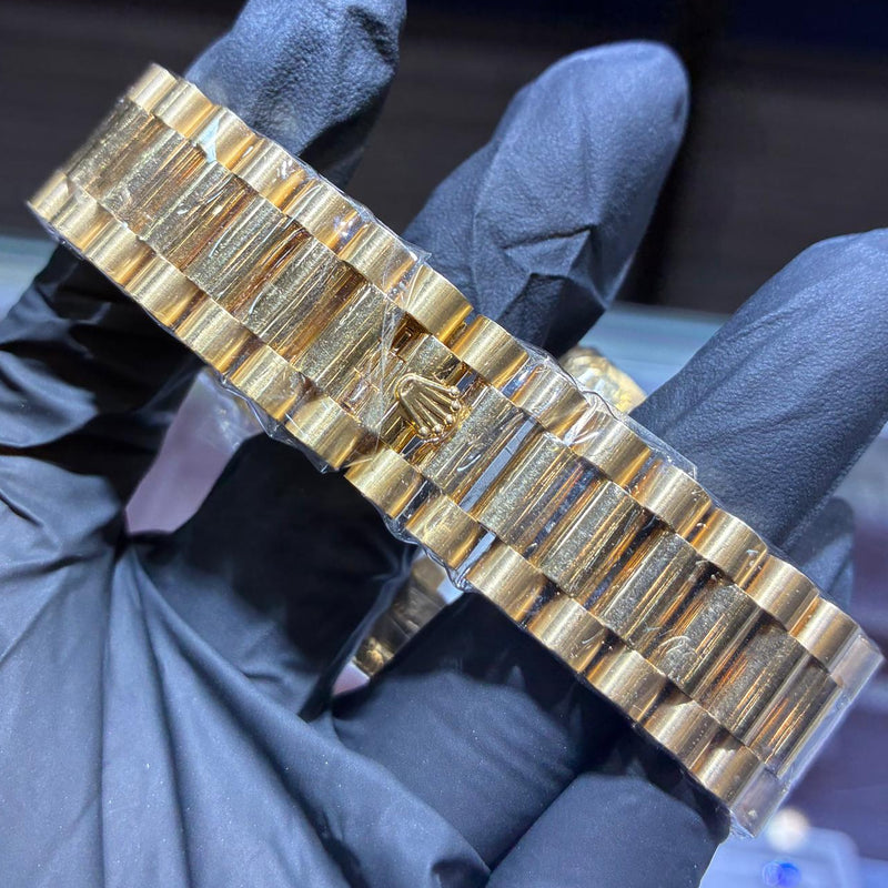 2020 Rolex Day-Date 40mm | 18K Yellow Gold | Champagne Stick Dial