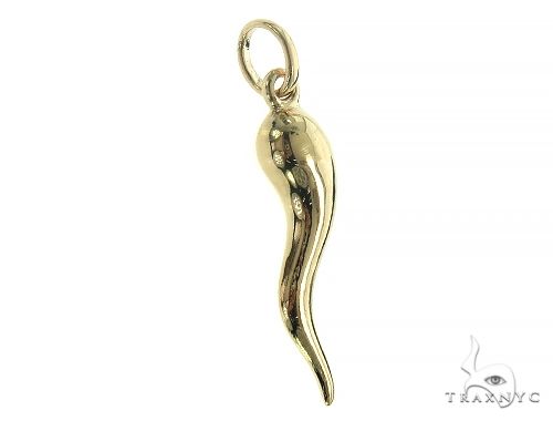Italian Horn Pendant 29244 - Image 2