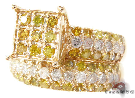 Yellow Gold Round Cut Prong Diamond Ring Set 24825 - Image 5