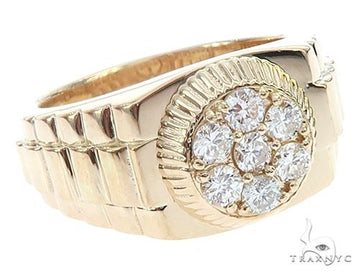 Men's yellow gold solitaire diamond ring – single center stone, side profile view