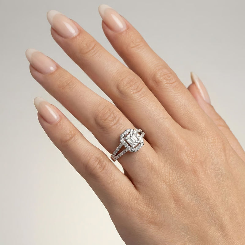Baguette Diamond Engagement Ring in 14K gold, view 8