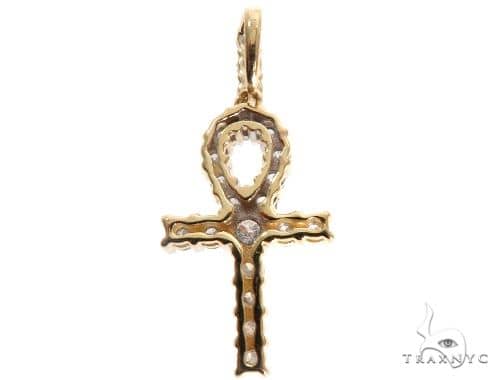 10K Gold Ankh Cross Pendant 64465 | TraxNYC