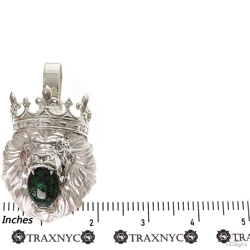 925 silver lion pendant with green opal gemstone and detailed crown design