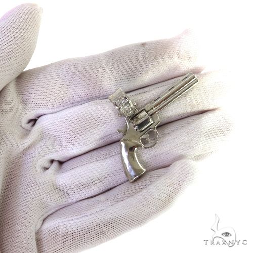 .925 Silver Revolver Pendant, photo 6 of 6
